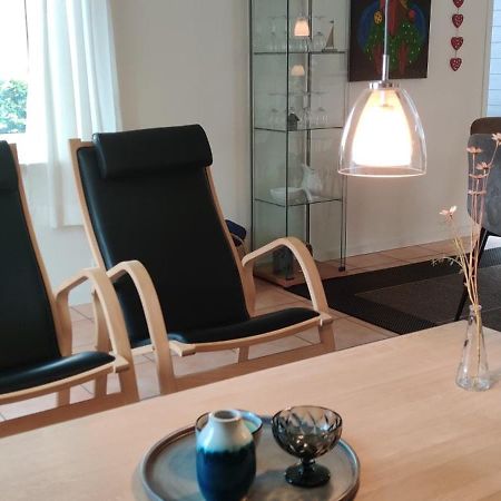 Fiskerhuset I Oster Hurup - I Byen, Ved Stranden Екстериор снимка